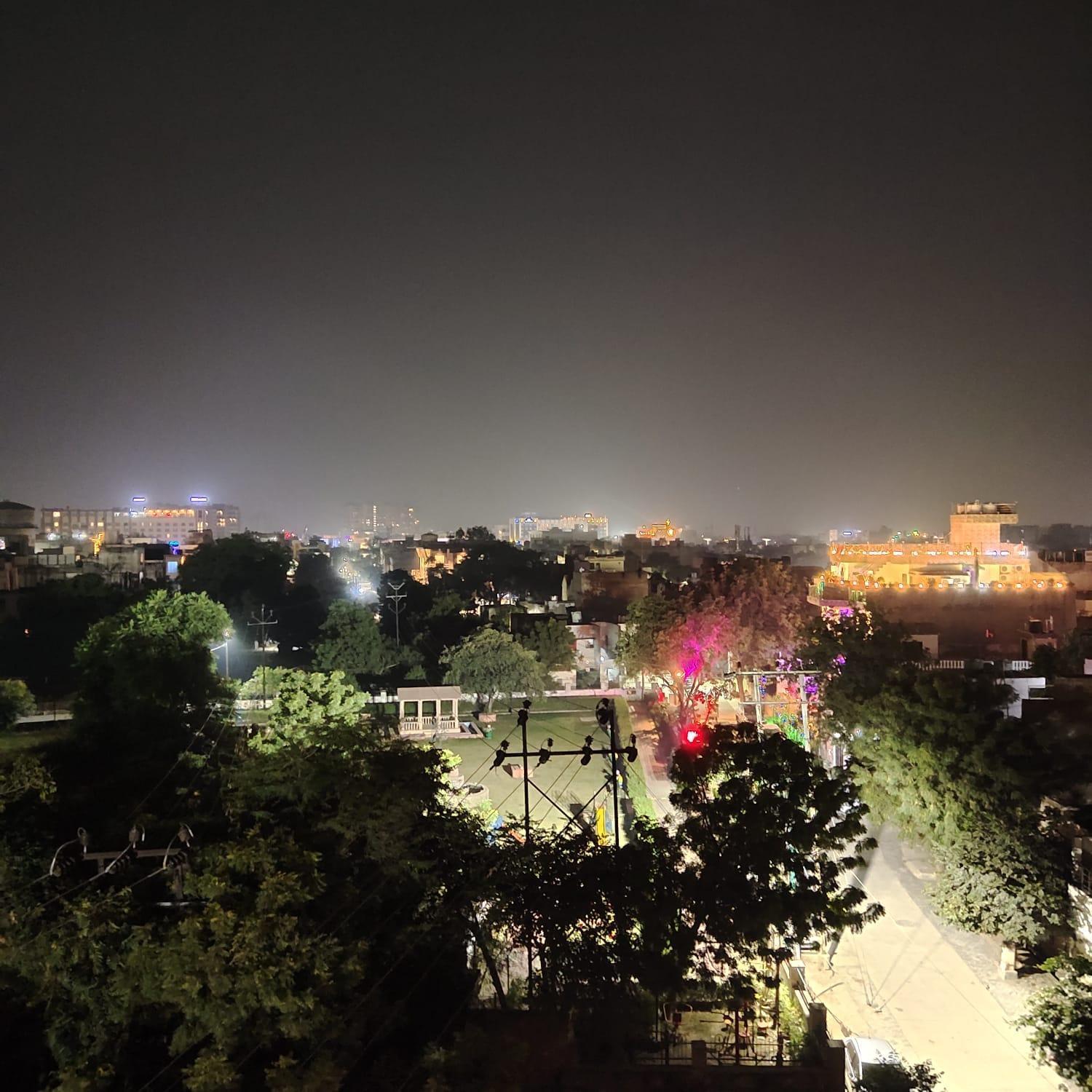 Hotel The Taj Vista Agra- Walking Distance To Taj Mahal Agra  Exterior foto